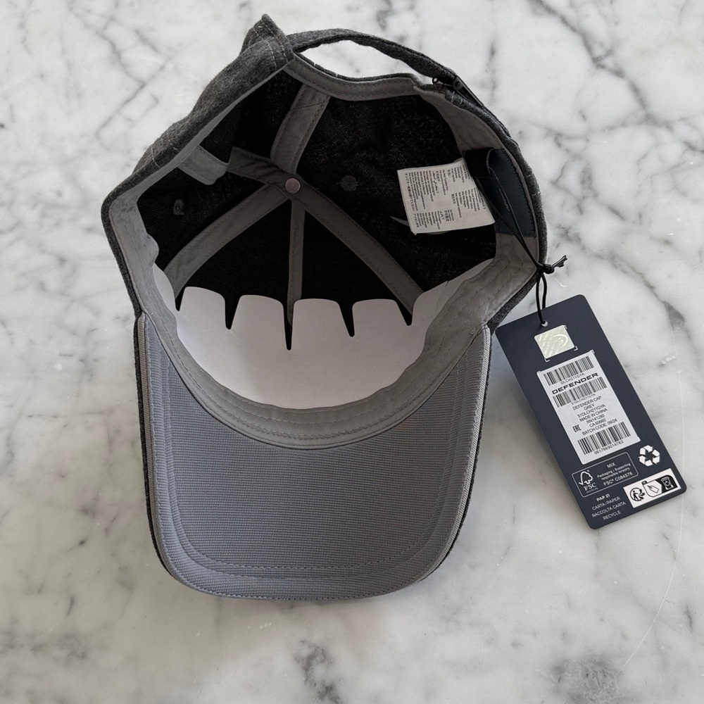 Range Rover Defender Hat Brand New - Picture 3 of 3